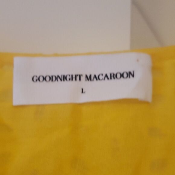 Goodnight Macaroon Womens Yellow V-Cut Cottage Eyelet Dress Size Large NEW - Picture 2 of 5